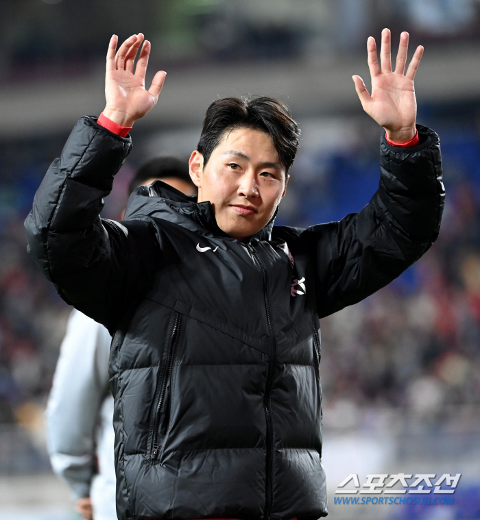 이적→부상→AG 金→A매치 3골→한 달 만에 PSG 복귀, 'KING' …