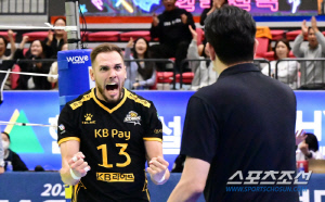 0-2→3-2. 짜릿한 개막전 역전승에 칭찬만 한가득... 