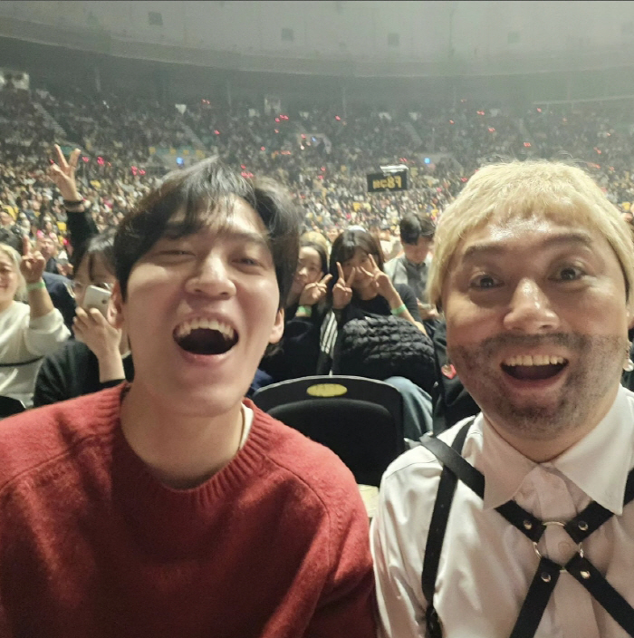 '킹 스미스' 황제성, 샘 스미스 내한공연서 존재감 폭발..내돈내산 관람…