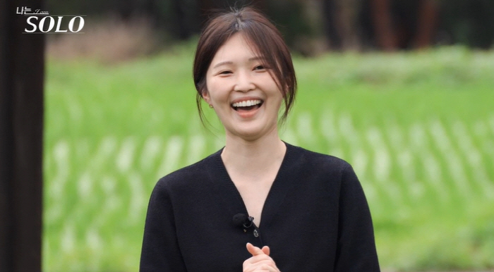 '인기녀' 17기 옥순 직업에 솔로남들 '입틀막'..."완전 반전" ('…