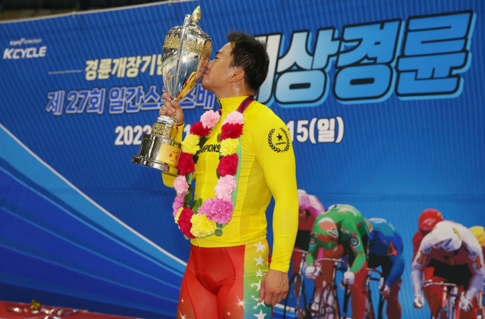 <경륜> 역시 정종진, 일간스포츠배 대상경륜 이변은 없었다!