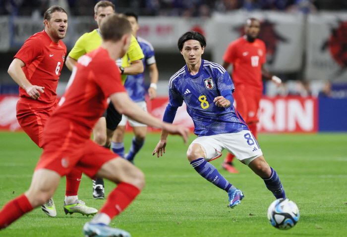 중국 저널리스트의 韓·日 축구 비교 "한국은 넘어야 할 산이 있지만, 월…
