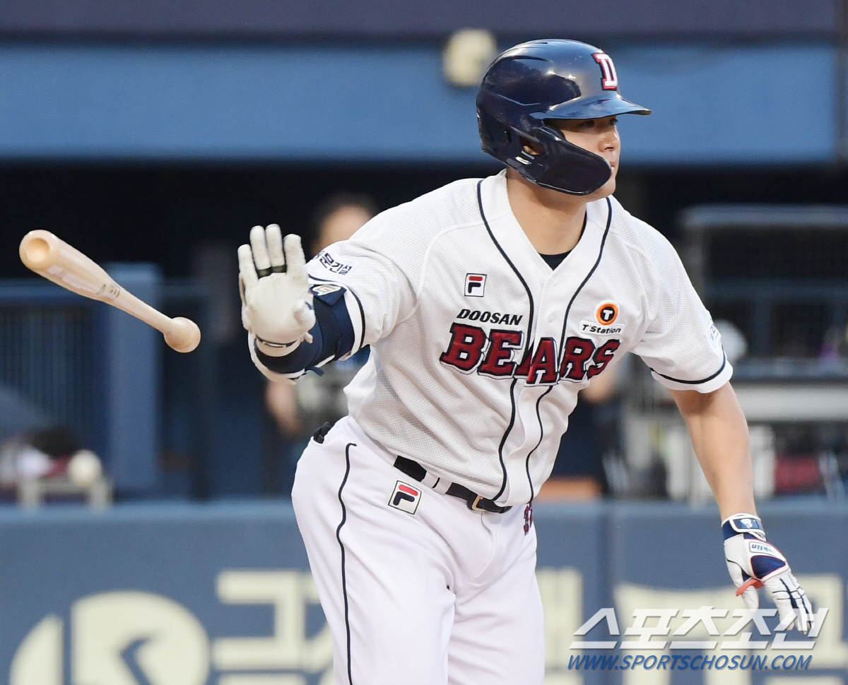 "결국에는 쳐야한다"...'PS 최다홈런' 사령탑은 잘 아는 그 느낌, …