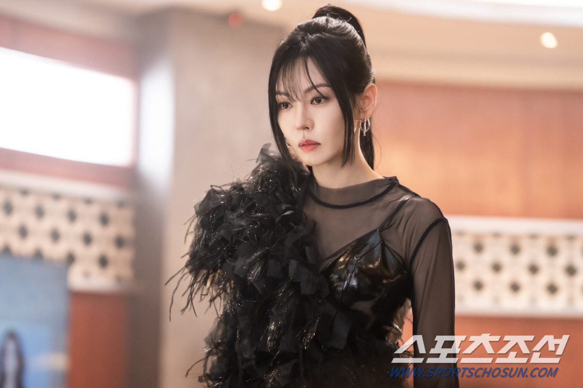 '7인의 탈출', 또 '19금'…김소연, '펜트하우스' 남편 윤종훈 소속…