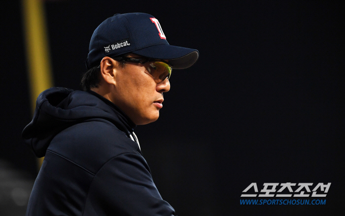 [WC1 포커스]"조수행이 친 타구가.." 1경기로 끝난 '감독' 이승엽…