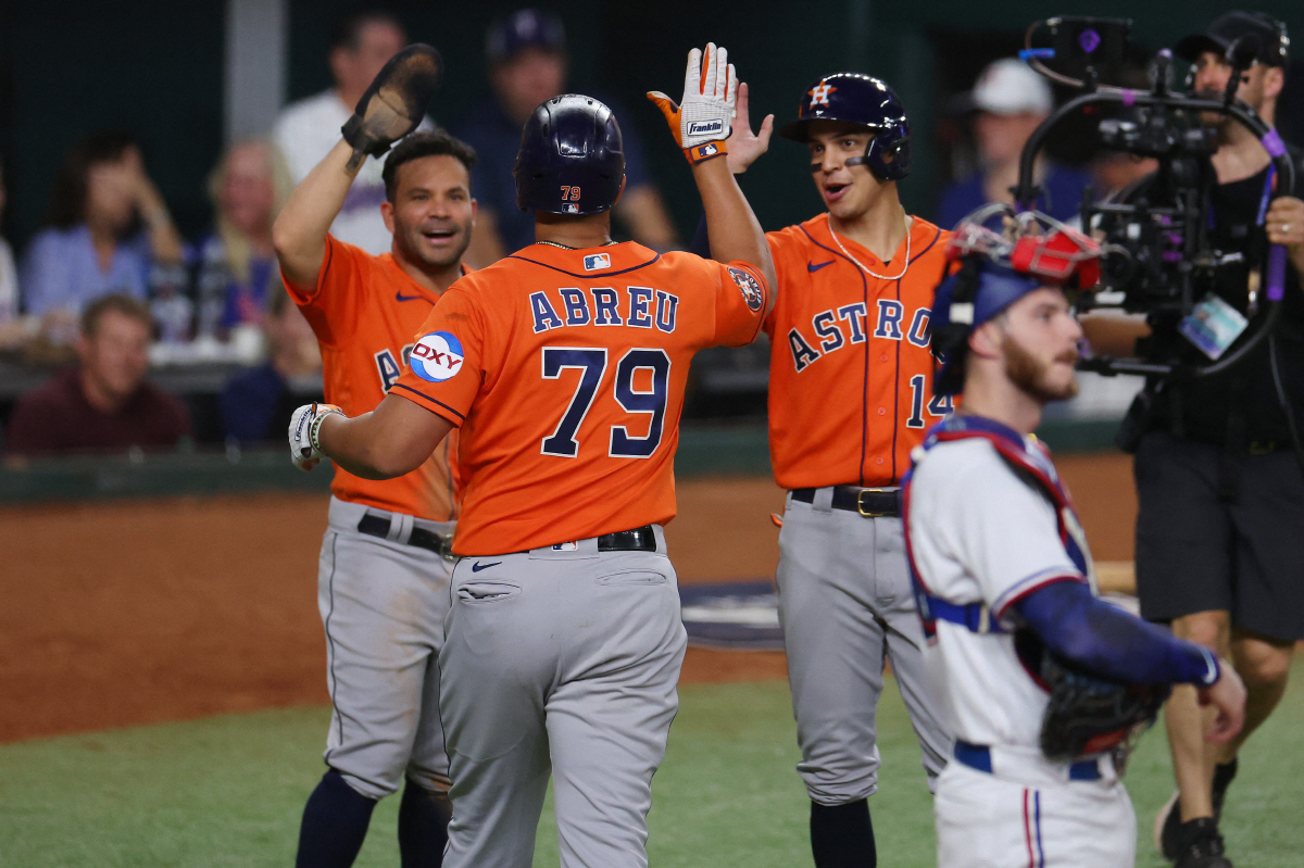 MLB 가을야구도 꿀잼 시작! 휴스턴, 텍사스에 2연패 뒤 2연승! AL…