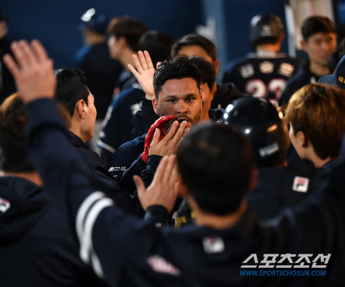 "내년에는 기필코 미라클 두산 저력 보이겠다"…'1G'로 끝난 가을 축제…