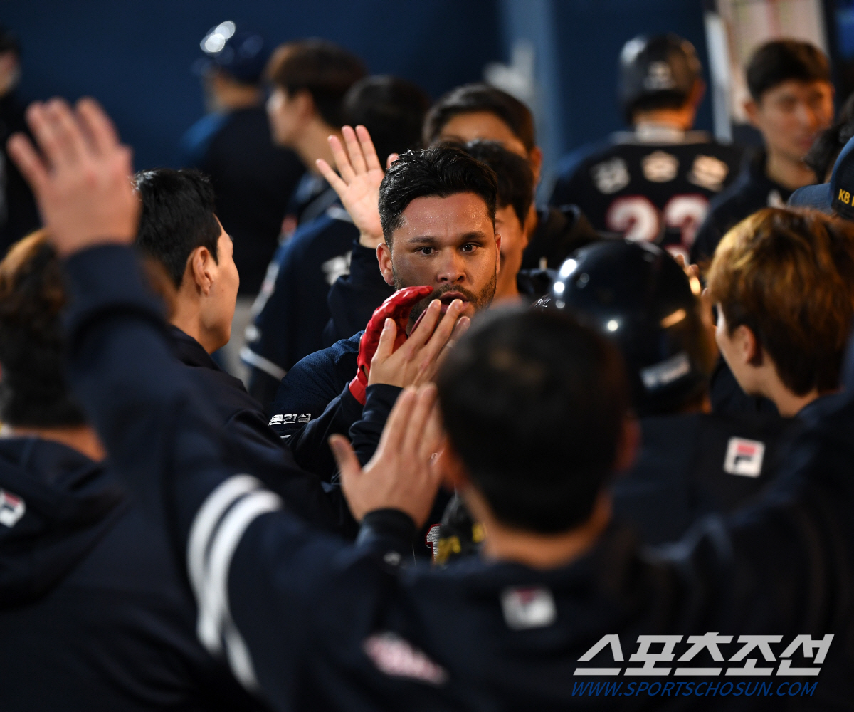 "내년에는 기필코 미라클 두산 저력 보이겠다"…'1G'로 끝난 가을 축제…