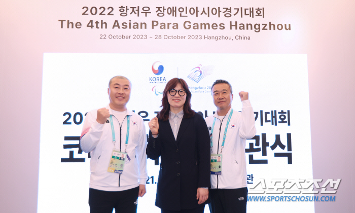 [항저우]장미란 차관 코리아하우스 개소식 참석…최선을 다 해 주세요