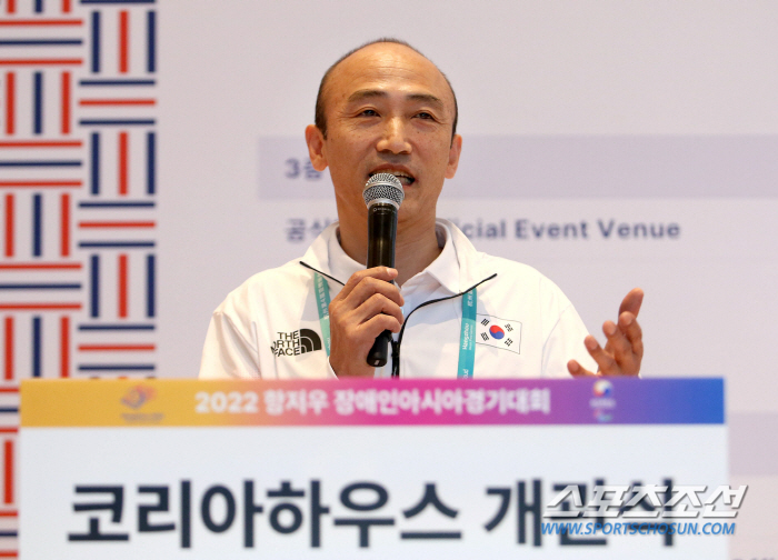 [항저우]장미란 차관 코리아하우스 개소식 참석…최선을 다 해 주세요