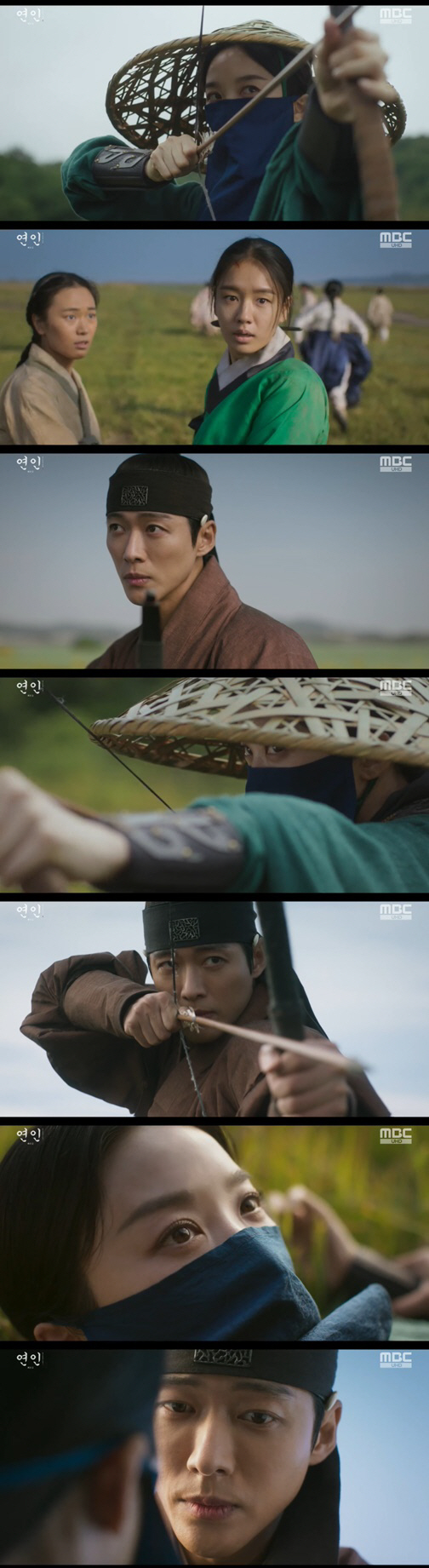 이청아, 남궁민에 기습 키스 "내 잠자리 시중을 들어라" 명령 ('연인'…