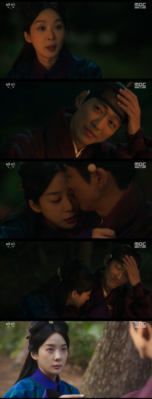 이청아, 남궁민에 기습 키스 "내 잠자리 시중을 들어라" 명령 ('연인'…