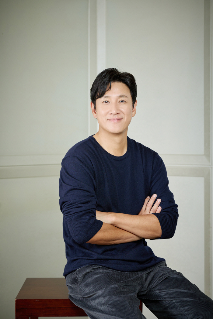 '마약 의혹' 이선균, '재벌3세' 황하나X'마약3범' 한서희도 수사 대…
