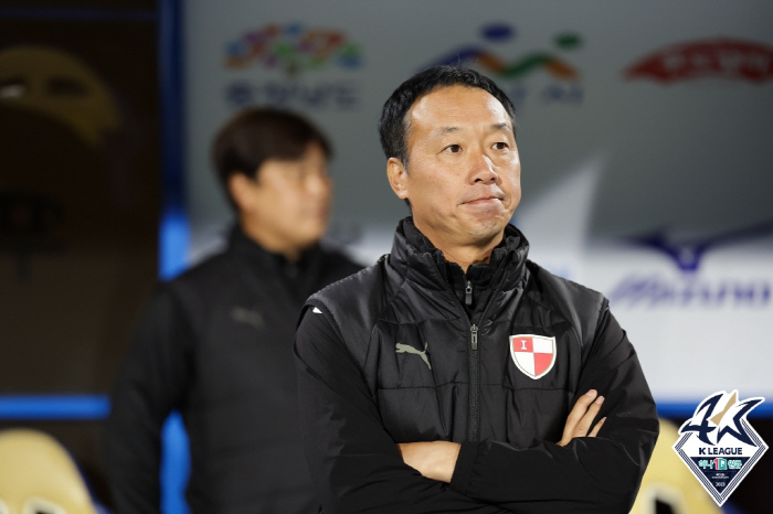 '승격에 성큼' 부산, 3경기 남기고 김천과 5점차…충남아산 2대1 격파