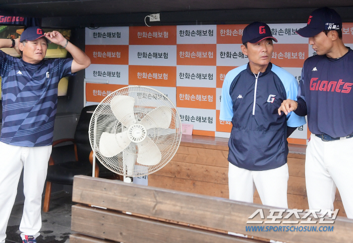 이종운 감독대행→박흥식·전준호 코치, 롯데 떠난다 [공식발표]