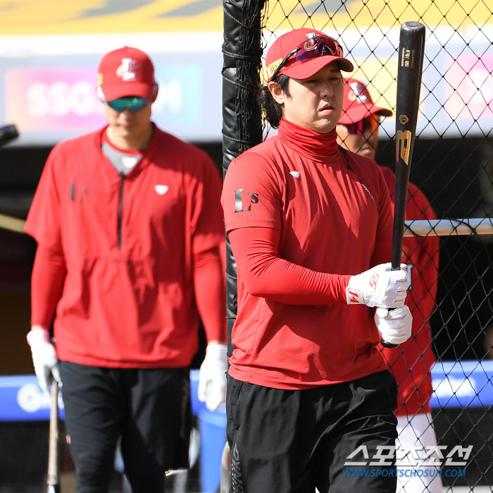 [준PO 라인업]'부상 회복' 최정 복귀·추신수 제외 VS 만루포 사나이…