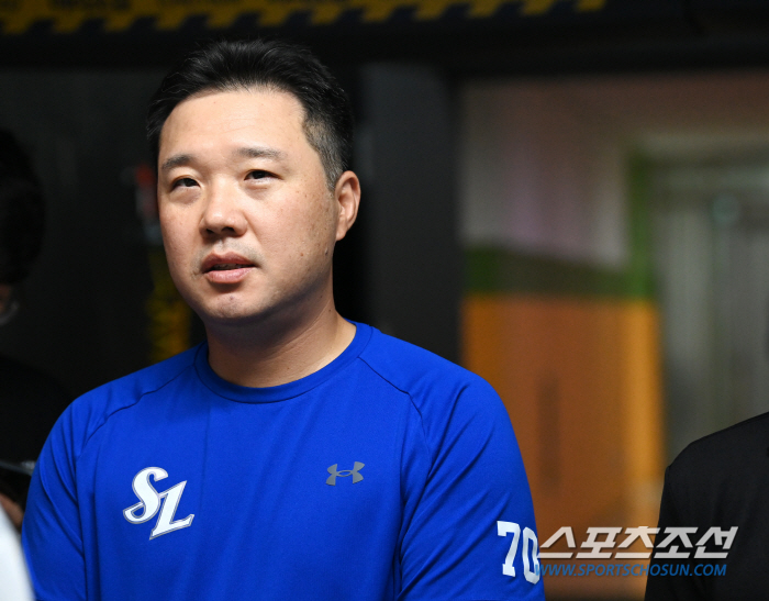 일본行→미야자키 첫 만남...'명가재건이냐, 만년하위냐' 운명의 2024…