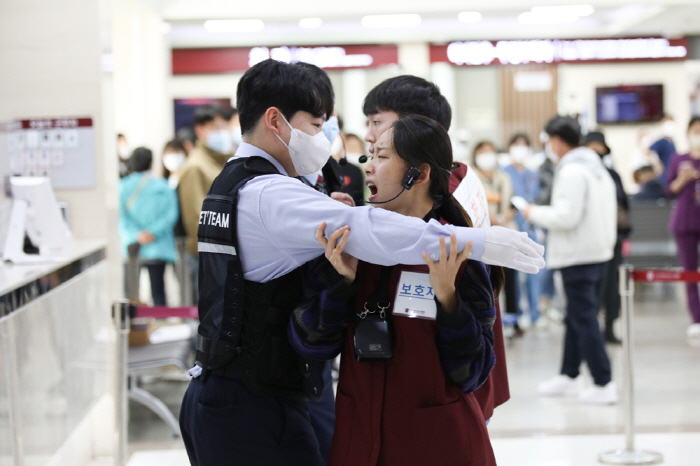 고려대 안산병원, 서울예대·단원경찰서와 '의료진 폭언 및 폭행 대응' 모…