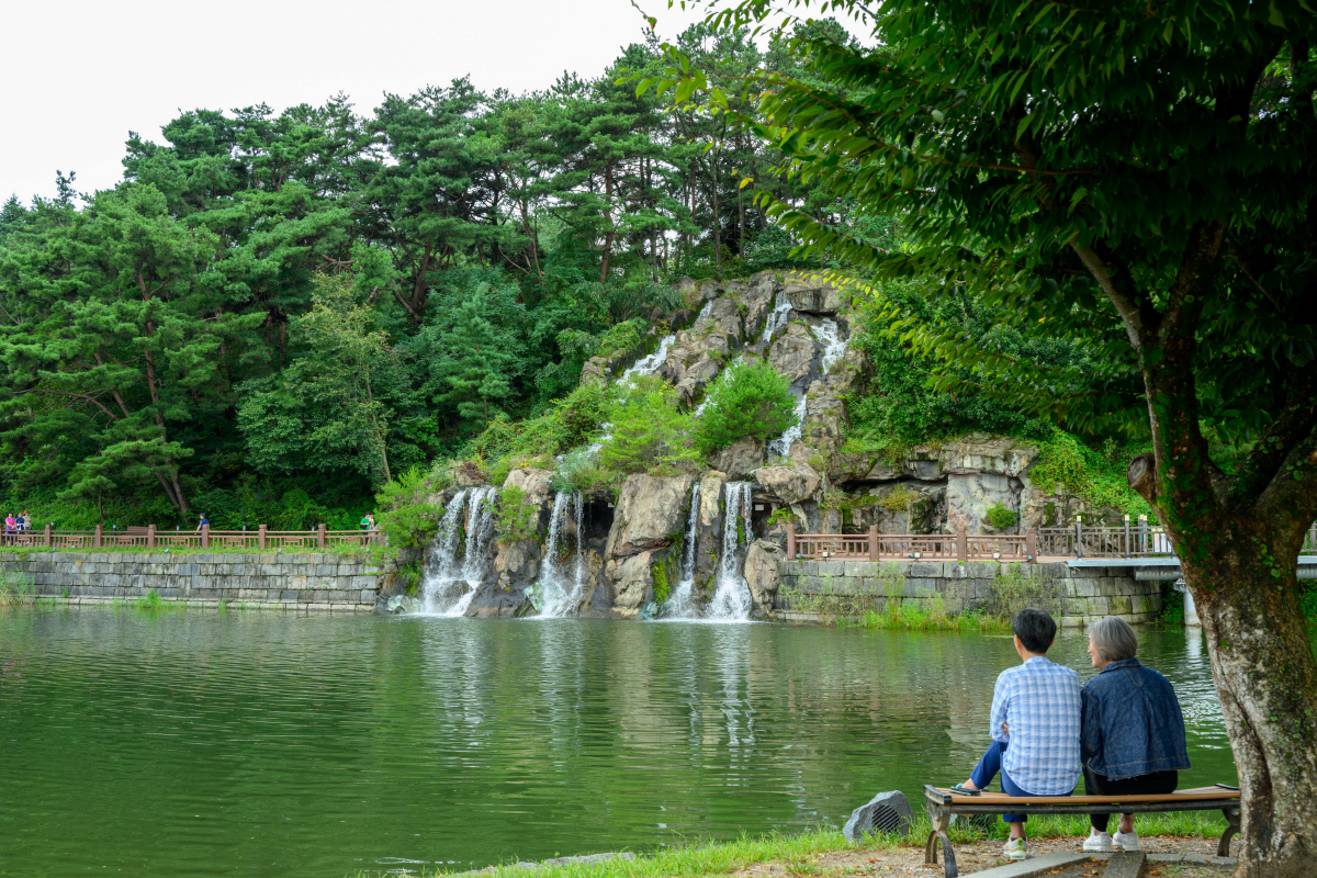 관광과 건강이 만나는 충북 제천… '즐거운 눈, 신난 입' 특별한 여행의…
