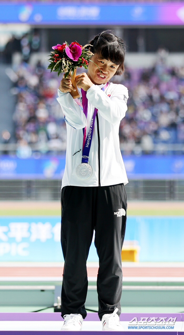 [항저우]46세, 나이는 상관없다, 여자육상 100m 3연패 도전 '전설…