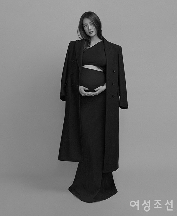 '둘째 임신' 강소라 "육아 방송 출연? 가능성 열어두고 있어" [화보]