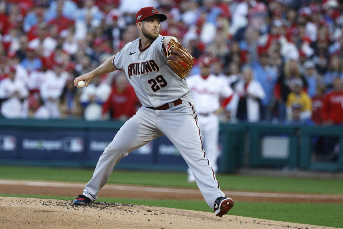 'PS 3G 평자 2.65', 연봉은 슈어저의 5분의1, ARI는 이 투…