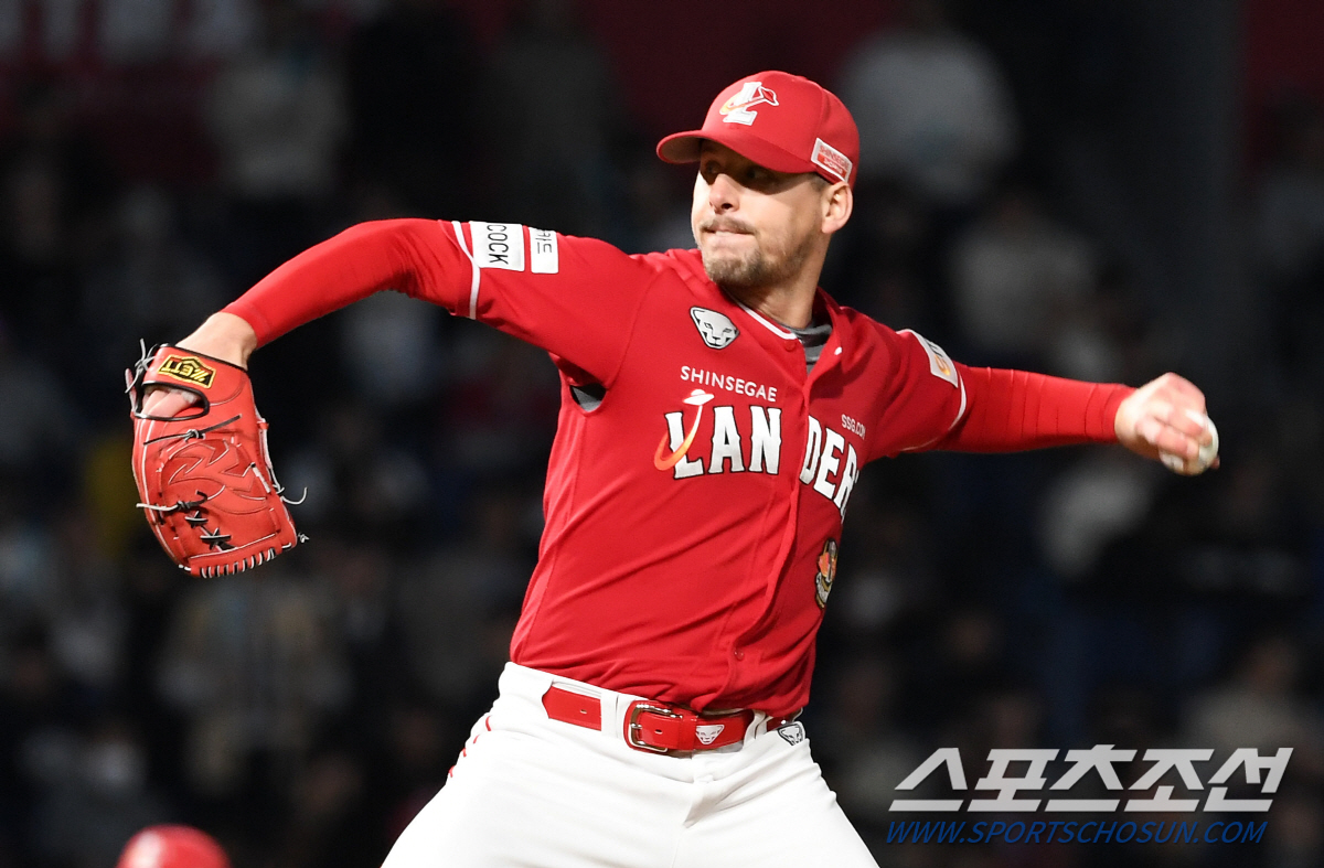31일만의 복귀→시즌 최종전이라니…에이스의 무실점 역투, 너무 늦었다 […