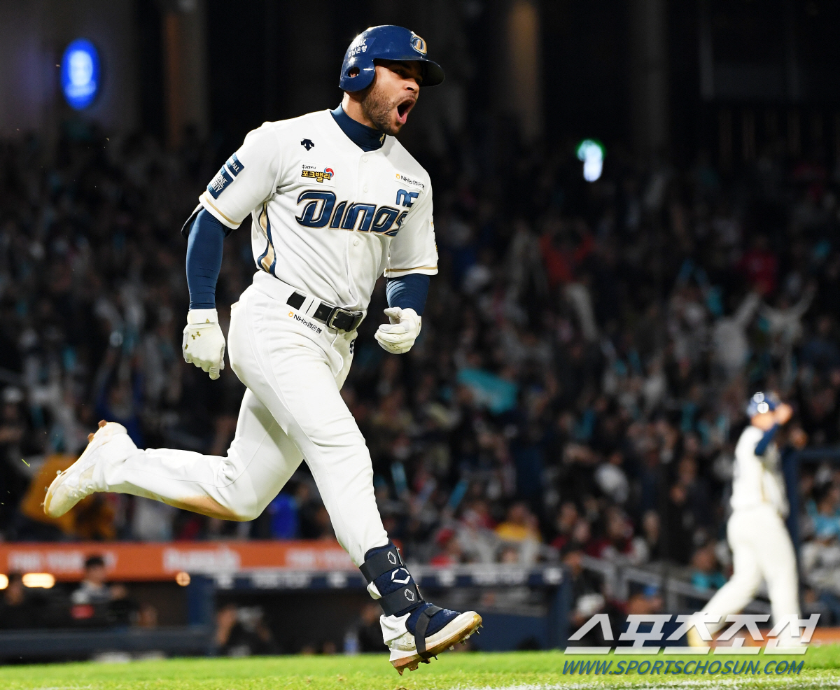 '2회 무슨 일이?' SSG 최정 역전 만루포에 재역전 스리런포로 응수한…