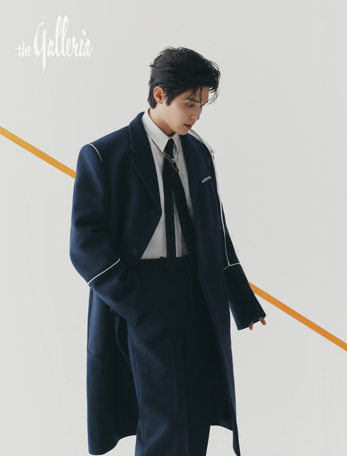 이시우, '소년시대' 고딩 싸움짱 맞나…화보서는 시크 매력