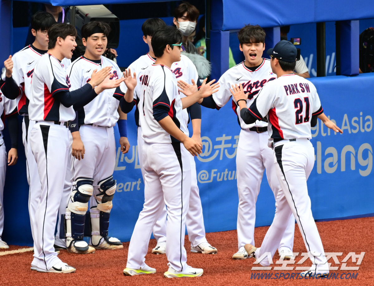 일본은 WBC 우승 멤버 4명을 키웠다, APBC 부담 없는 대회? 절대…