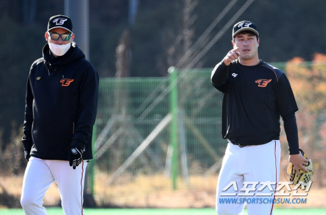 '정경배 수석&김우석 수비' 코치 영입 박차…4시즌 만에 꼴찌 탈출→9위…