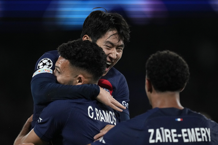 메시 대신 플레이메이커에 해결사 본능까지…PSG 흔드는 이강인, 전성시대…