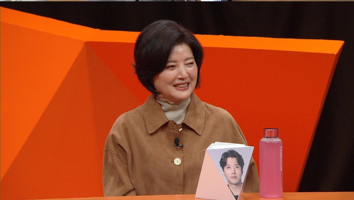 이동건, 대낮에 고깃집서 소맥 혼밥…MC 신동엽 "내 모습을 보는 것 같…