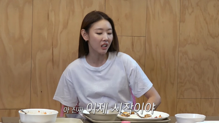 한혜진 "정신 놓으면 살 쪄서 모델 일 못해"...후배들에 진솔한 조언 …