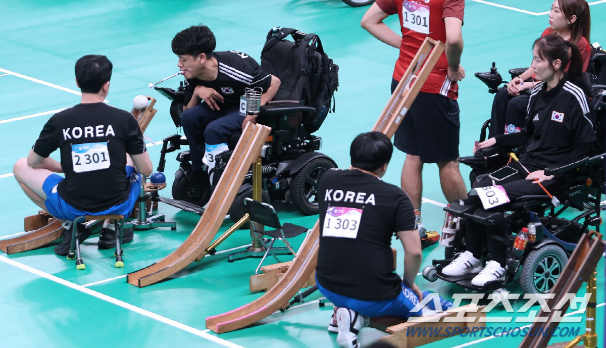[항저우]21년 국가대표 정호원 또 금메달…한국 보치아 마지막 날 두차례…