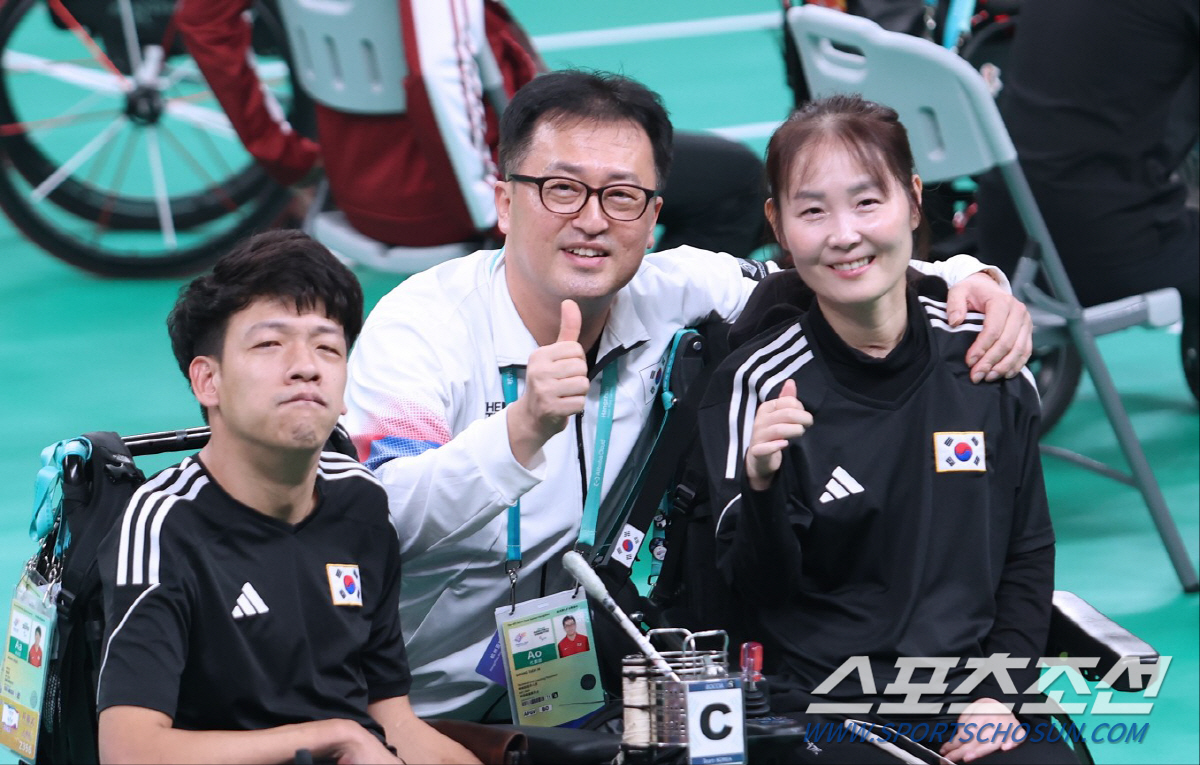 [항저우]21년 국가대표 정호원 또 금메달…한국 보치아 마지막 날 두차례…