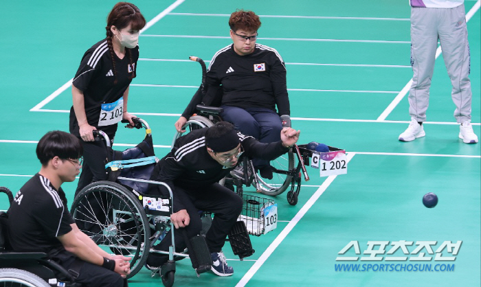 [항저우]21년 국가대표 정호원 또 금메달…한국 보치아 마지막 날 두차례…