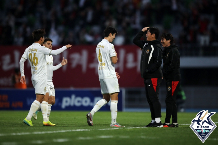 2차례 동점→3차례 역전…'김경민 결승골' FC서울 갈길 바쁜 수원FC에…