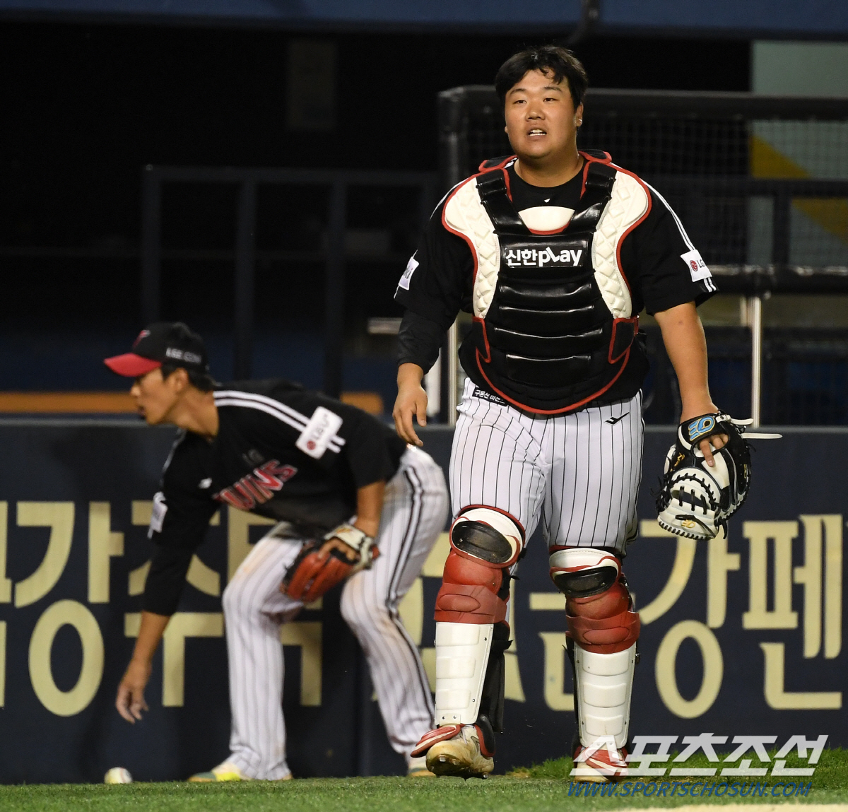 '첫 타석 투런포+뜬공에는 진땀' 한국시리즈 앞둔 LG 김범석, '실패 …
