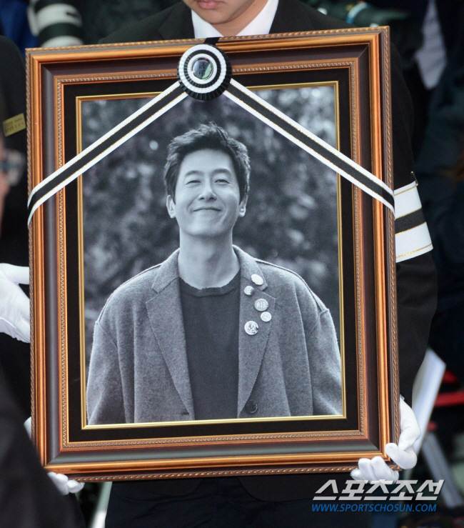 "여전히 그리운 구탱이형"…故 김주혁, 오늘(30일) 6주기 [종합]