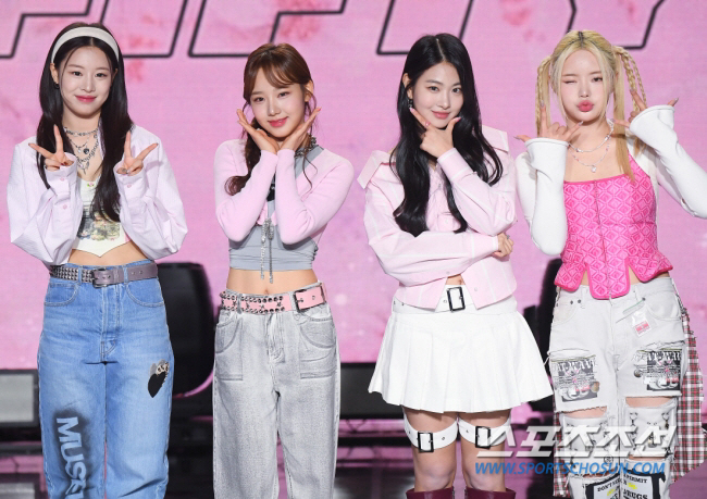 피프티피프티 키나, 홀로 '빌보드 어워즈' 간다..'중소돌 기적' 또 이…