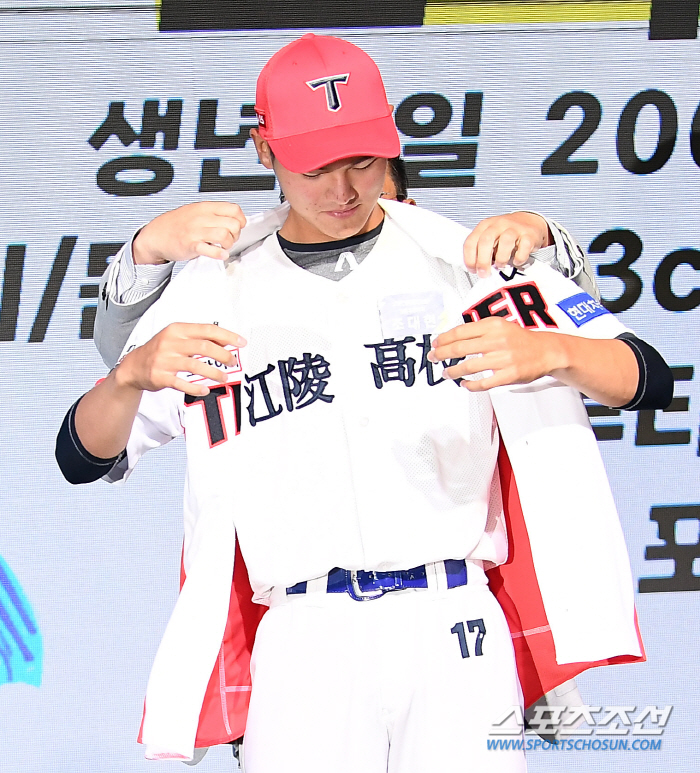 34SV-신인왕-풀타임 5선발, 선배들은 1군 즉전 도약…'1m93 피지…