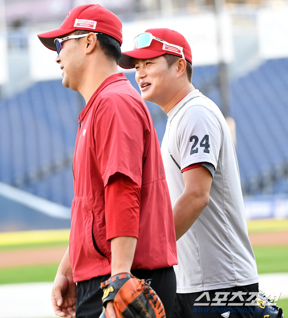 최다 경기 포수는 FA, 최고 베테랑은 은퇴 기로…SSG 안방 구상 어떻…