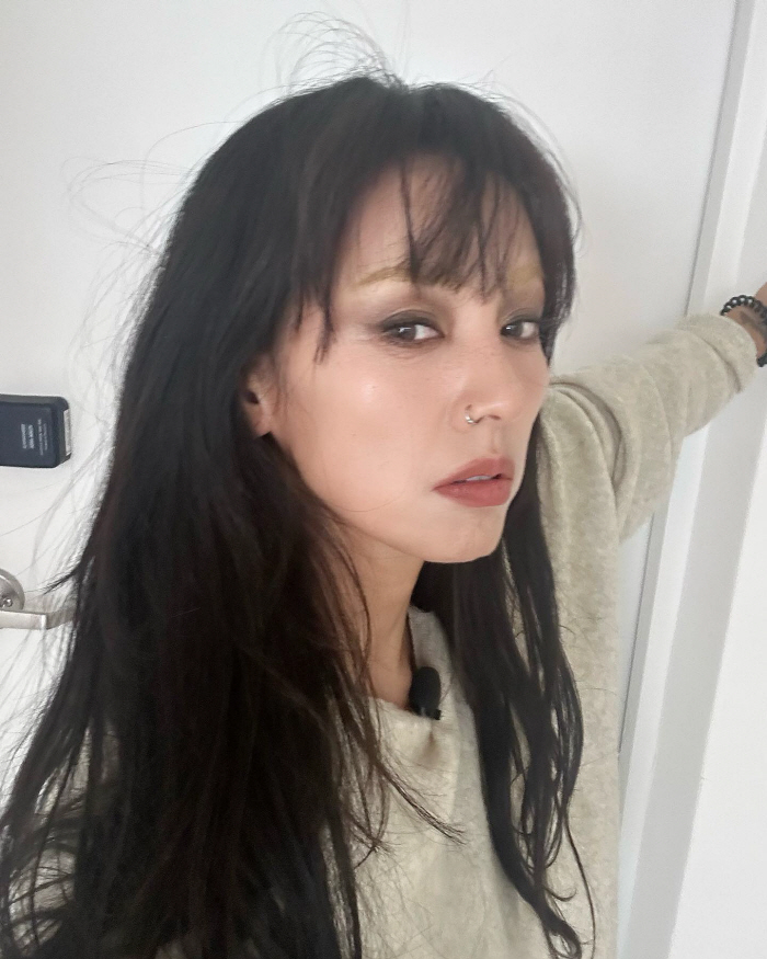 "45세 맞아?"…이효리, 타이트샷에도 굴욕없는 미모 '이게 가능해?"