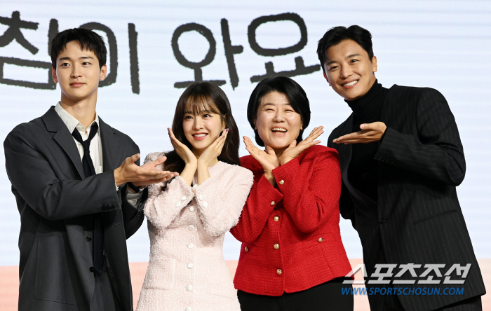 [SC현장] "문턱 낮아지길"..박보영, 온기로 '정신병동' 인식개선 프…