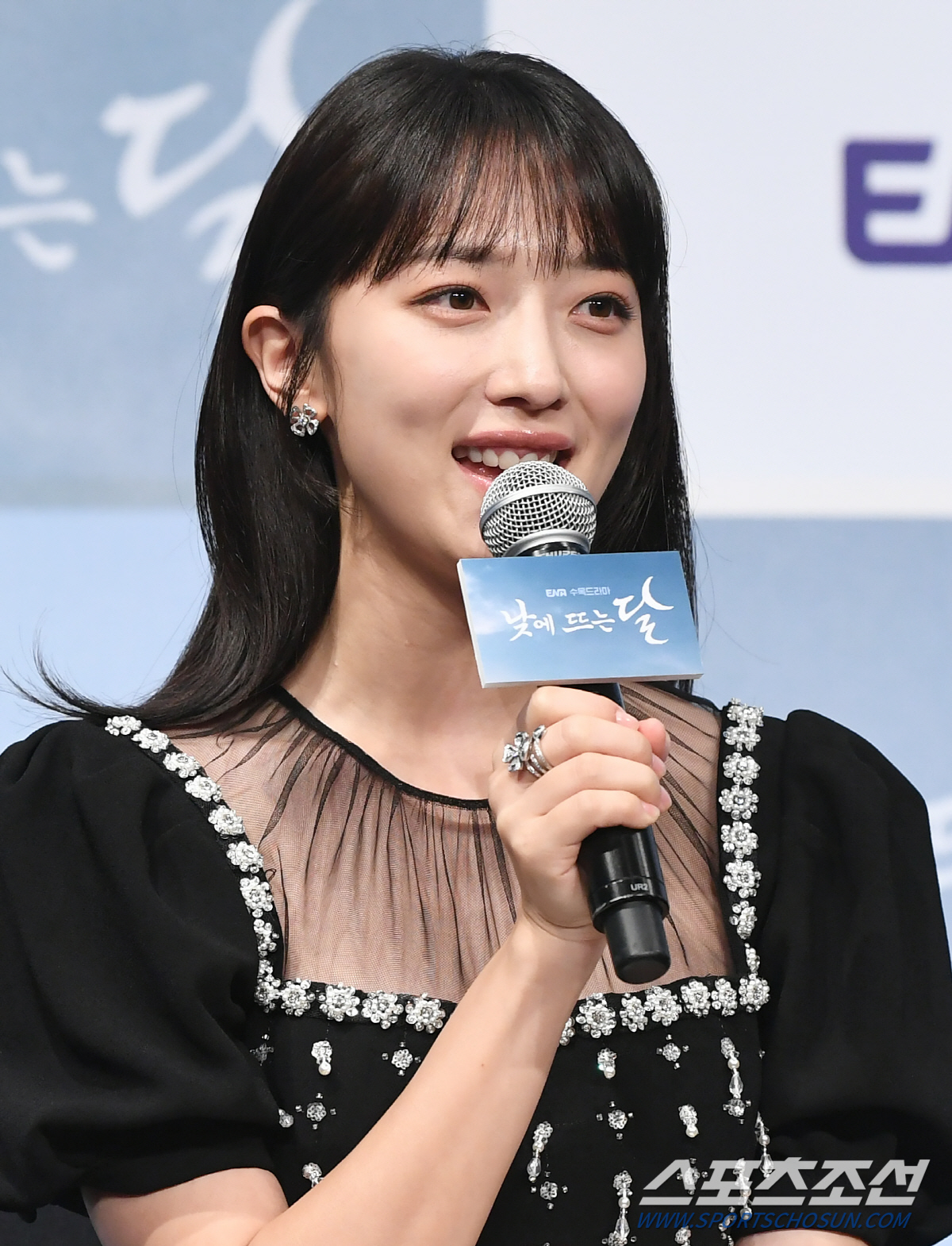 '낮뜨달' 표예진 "동생의 인생 웹툰이 원작, 어떻게 언니가 그걸 하냐고…