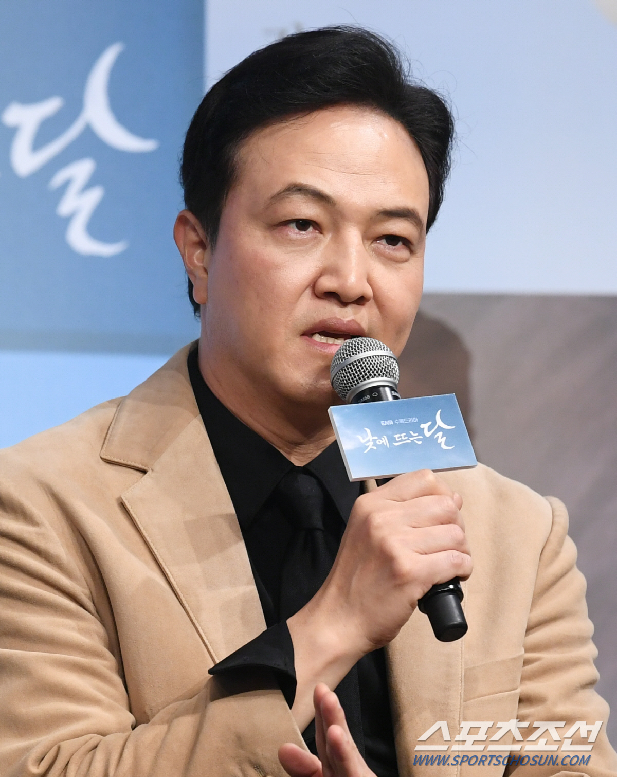 '낮뜨달' 정웅인 "이번엔 악역은 아니지만 악귀와 비슷"