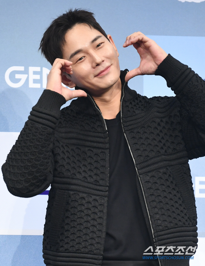 [SC현장]"인생 웹툰이라는데"…'낮뜨달' 원작과 다른 매력으로 '폐인'…