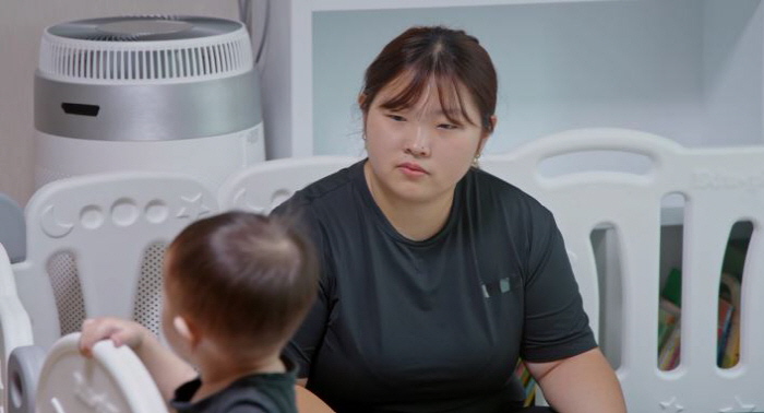 가정폭력 남편과 이혼하고…딸도 18세에 임신, 남친 사귄지 한 달 만에(…