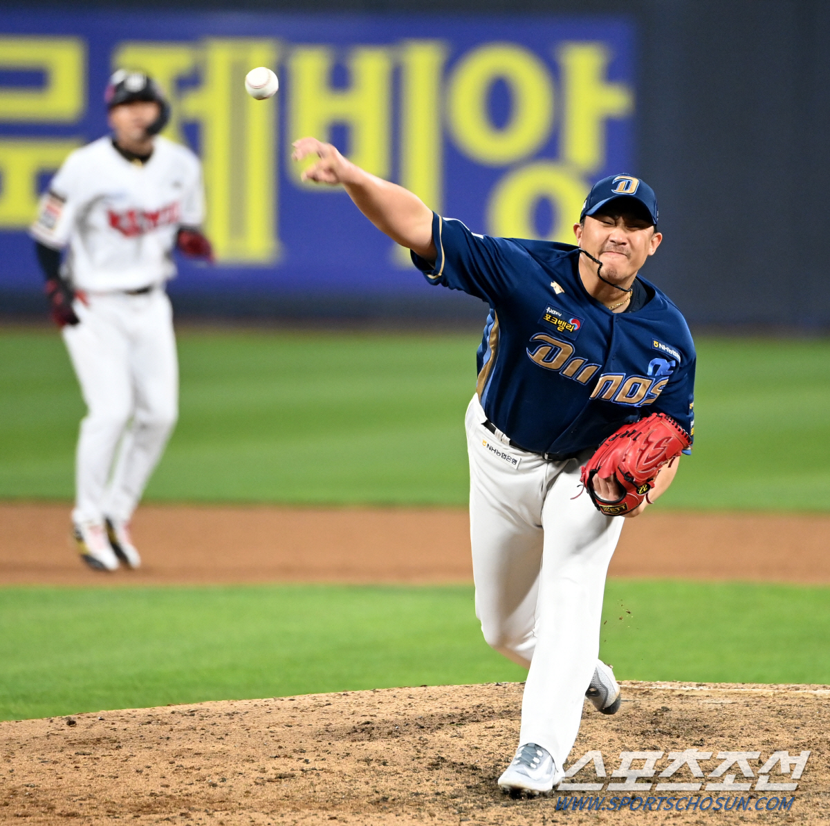 'WC→준PO→PO 6연승 웃지만...' 힘 떨어지는게 보인다. 2차전 …